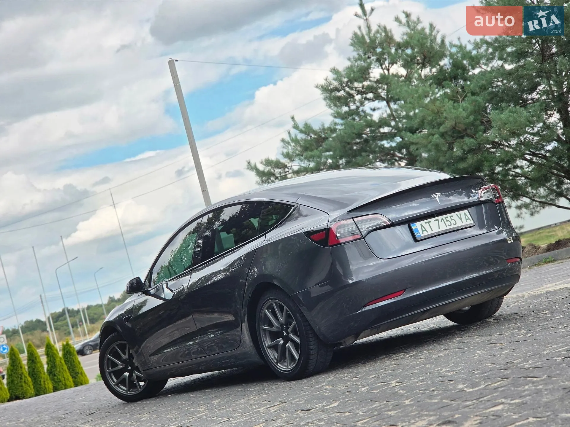 2018 Tesla Model 3 - мініатюра 3