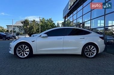 Седан Tesla Model 3 2019 в Ивано-Франковске