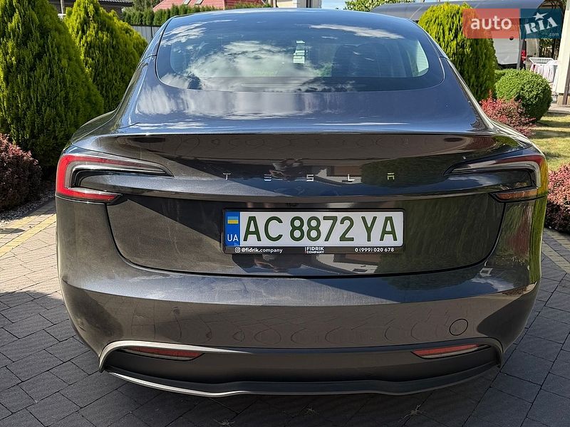 Седан Tesla Model 3 2024 в Луцке фото 4 Седан Tesla Model 3 2024 в Луцке