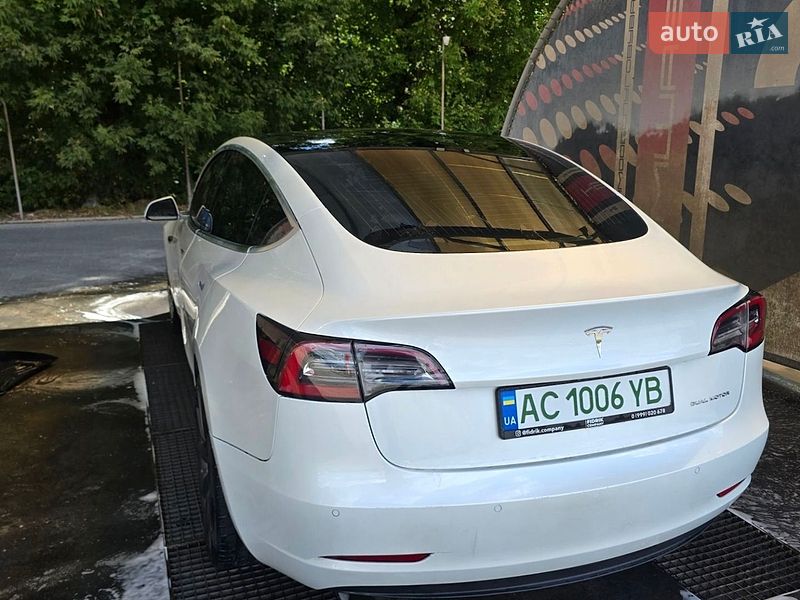 Седан Tesla Model 3 2020 в Луцьку фото 4 Седан Tesla Model 3 2020 в Луцьку