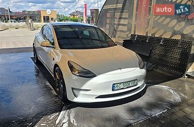 Седан Tesla Model 3 2020 в Луцьку фото 2 Седан Tesla Model 3 2020 в Луцьку