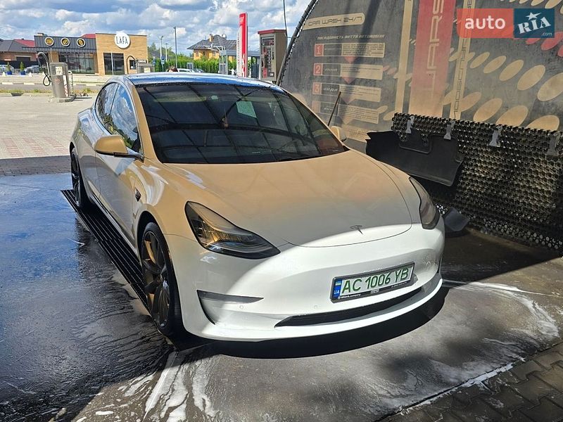 Седан Tesla Model 3 2020 в Луцьку фото 2 Седан Tesla Model 3 2020 в Луцьку