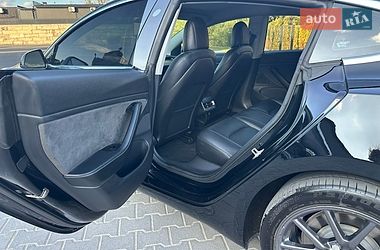 Седан Tesla Model 3 2019 в Тернополе
