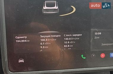 Седан Tesla Model 3 2020 в Луцьку