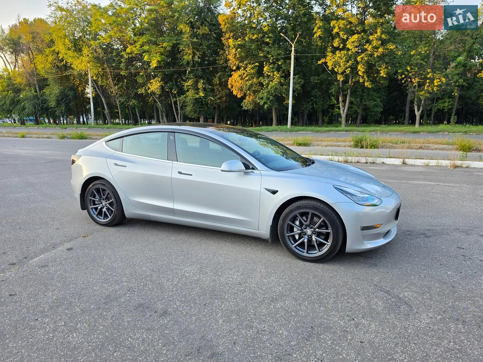 2018 Tesla Model 3 - мініатюра 4