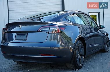 Седан Tesla Model 3 2024 в Дрогобичі
