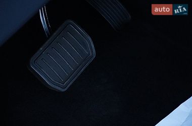 Седан Tesla Model 3 2024 в Дрогобичі