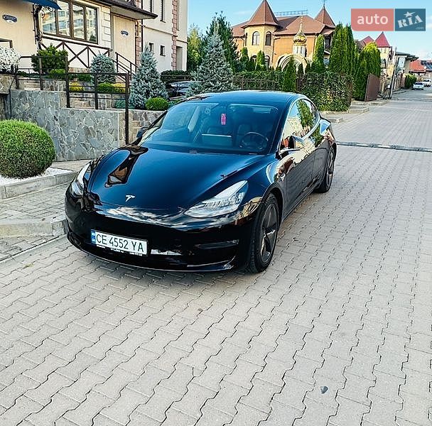 Tesla Model 3 2019