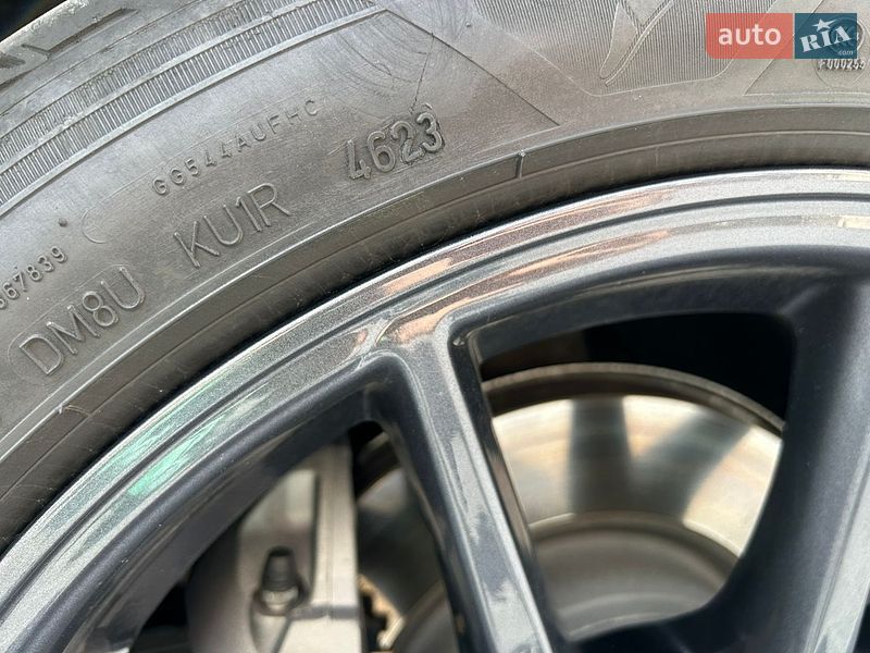 Седан Tesla Model 3 2022 в Мукачево