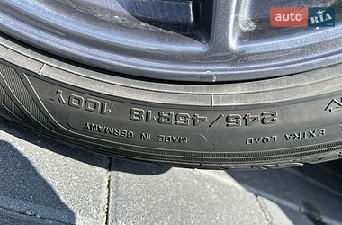 Седан Tesla Model 3 2022 в Мукачево