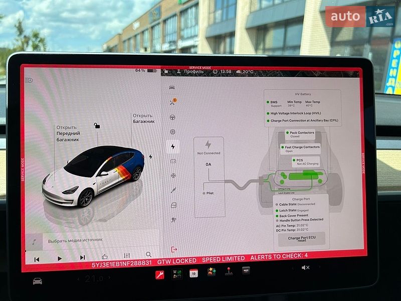 Седан Tesla Model 3 2022 в Виннице