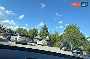 Седан Tesla Model 3 2022 в Львове