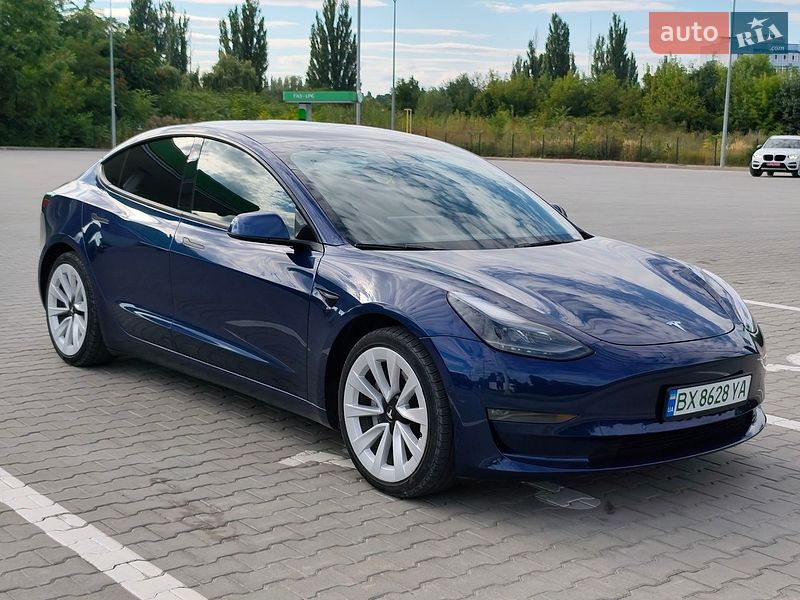 Tesla Model 3 2021