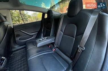 Седан Tesla Model 3 2018 в Николаеве