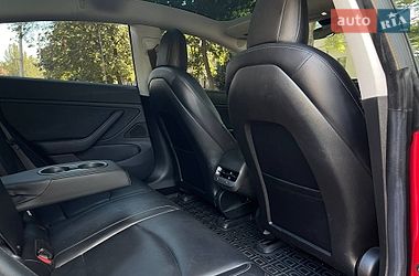 Седан Tesla Model 3 2018 в Николаеве