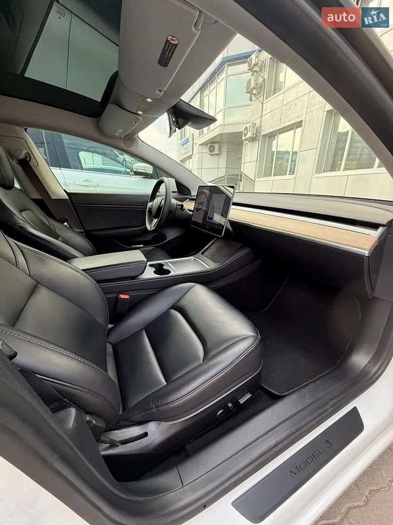 2020 Tesla Model 3 - мініатюра 6