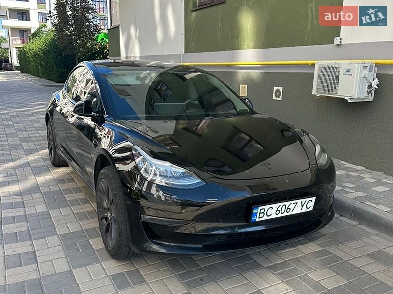 Седан Tesla Model 3 2019 в Одессе