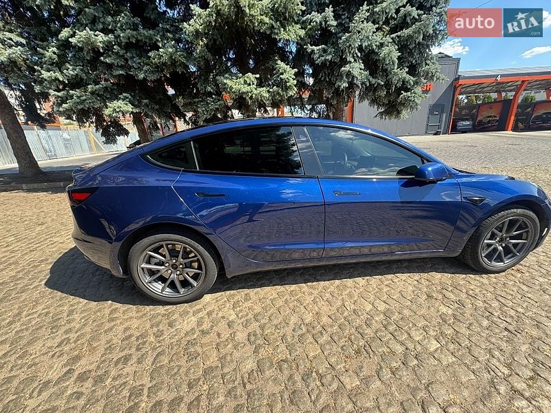 Седан Tesla Model 3 2021 в Кропивницком фото 6 Седан Tesla Model 3 2021 в Кропивницком