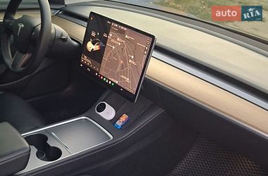 Седан Tesla Model 3 2021 в Кропивницькому