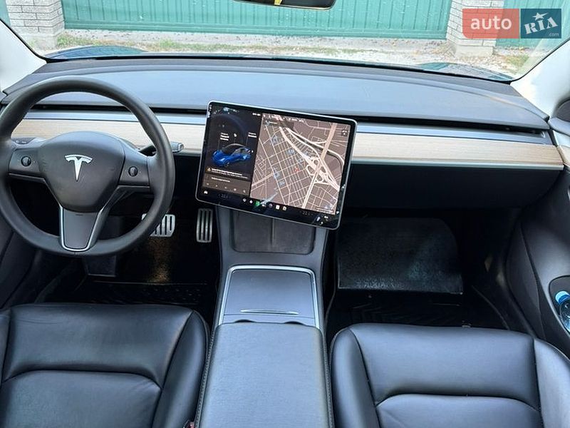 Седан Tesla Model 3 2021 в Борисполі