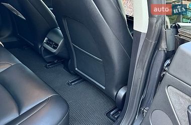 Седан Tesla Model 3 2021 в Киеве