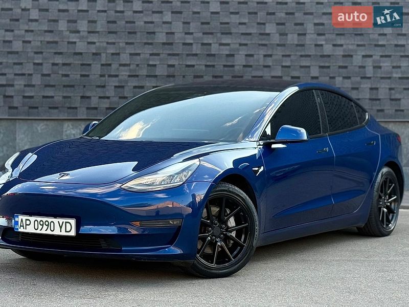 Седан Tesla Model 3 2019 в Запоріжжі