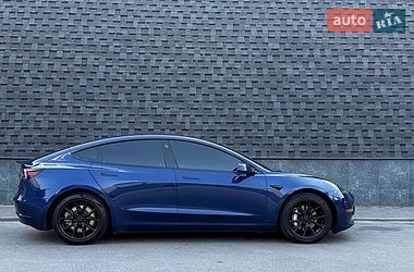 Седан Tesla Model 3 2019 в Запоріжжі
