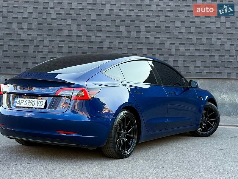 Седан Tesla Model 3 2019 в Запоріжжі
