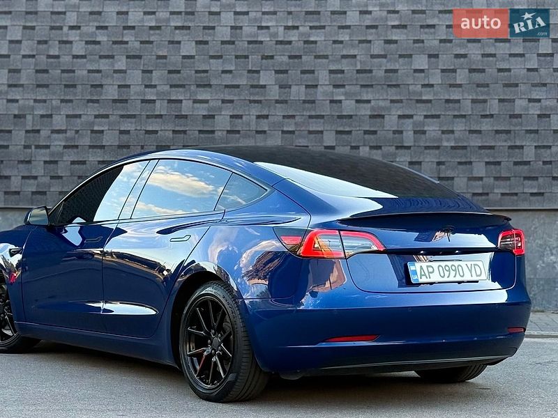 Седан Tesla Model 3 2019 в Запоріжжі