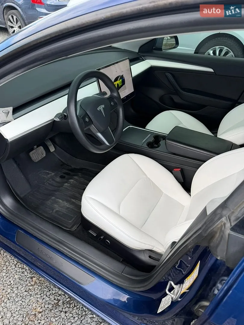2022 Tesla Model 3 - мініатюра 11