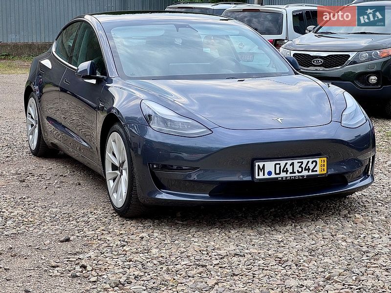 Седан Tesla Model 3 2020 в Стрию фото 14 Седан Tesla Model 3 2020 в Стрию