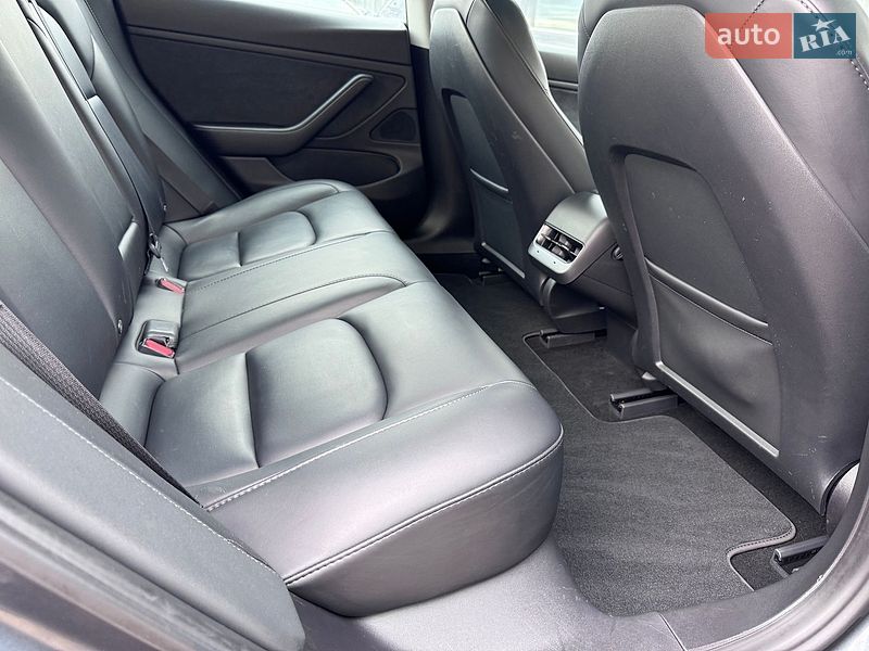 Седан Tesla Model 3 2020 в Стрию фото 24 Седан Tesla Model 3 2020 в Стрию