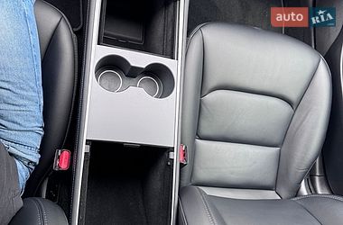 Седан Tesla Model 3 2020 в Стрию фото 29 Седан Tesla Model 3 2020 в Стрию