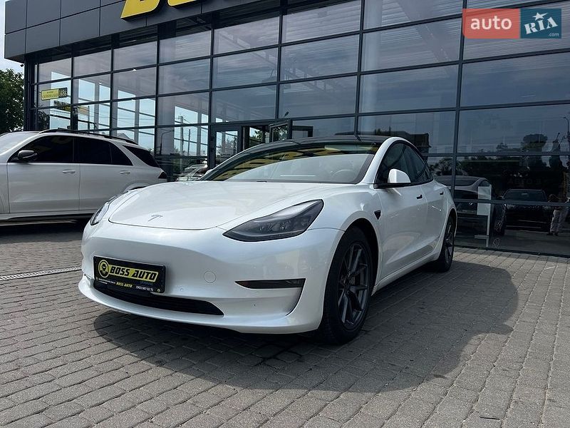 Седан Tesla Model 3 2020 в Ивано-Франковске фото 3 Седан Tesla Model 3 2020 в Ивано-Франковске
