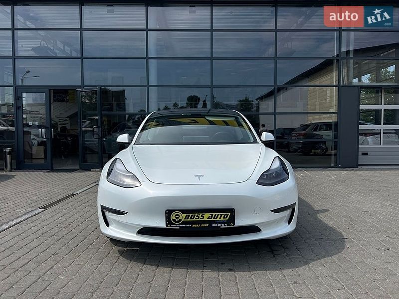 Седан Tesla Model 3 2020 в Ивано-Франковске фото 2 Седан Tesla Model 3 2020 в Ивано-Франковске
