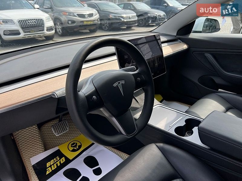 Седан Tesla Model 3 2020 в Ивано-Франковске фото 10 Седан Tesla Model 3 2020 в Ивано-Франковске