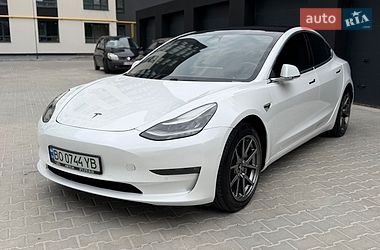 Седан Tesla Model 3 2018 в Тернополе