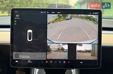 Седан Tesla Model 3 2018 в Тернополе