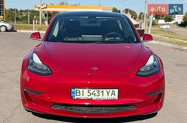 Седан Tesla Model 3 2020 в Кременчуге