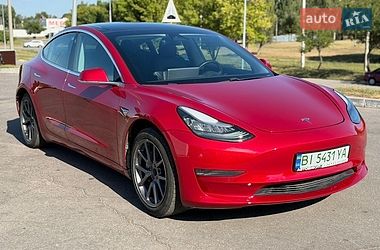 Седан Tesla Model 3 2020 в Кременчуге
