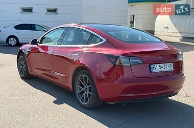 Седан Tesla Model 3 2020 в Кременчуге