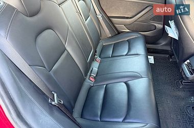 Седан Tesla Model 3 2020 в Кременчуге