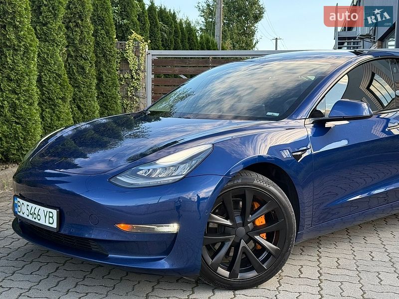 Седан Tesla Model 3 2019 в Стрые