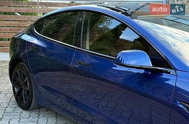 Седан Tesla Model 3 2019 в Стрые