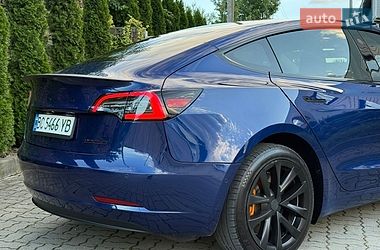 Седан Tesla Model 3 2019 в Стрые