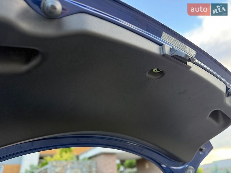 Седан Tesla Model 3 2019 в Стрые