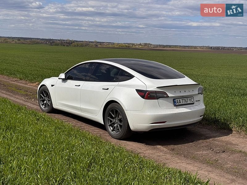 Седан Tesla Model 3 2022 в Броварах фото 6 Седан Tesla Model 3 2022 в Броварах