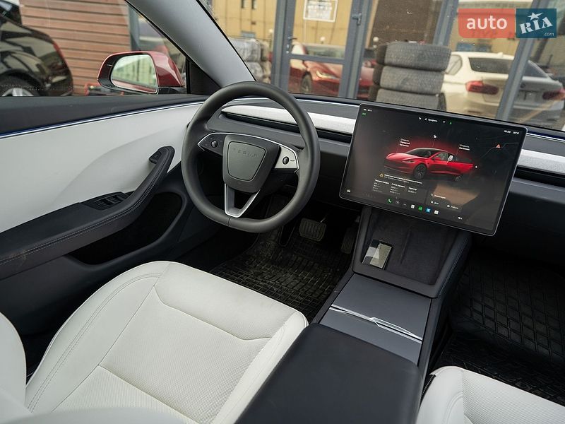 Седан Tesla Model 3 2024 в Києві фото 20 Седан Tesla Model 3 2024 в Києві