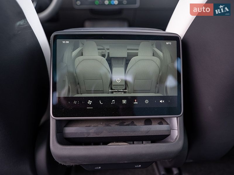 Седан Tesla Model 3 2024 в Києві фото 21 Седан Tesla Model 3 2024 в Києві