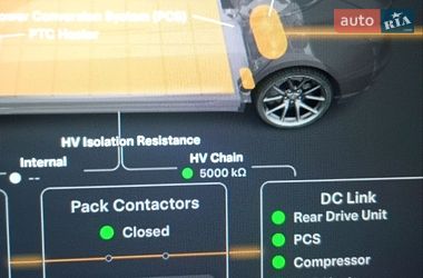 Седан Tesla Model 3 2019 в Виннице
